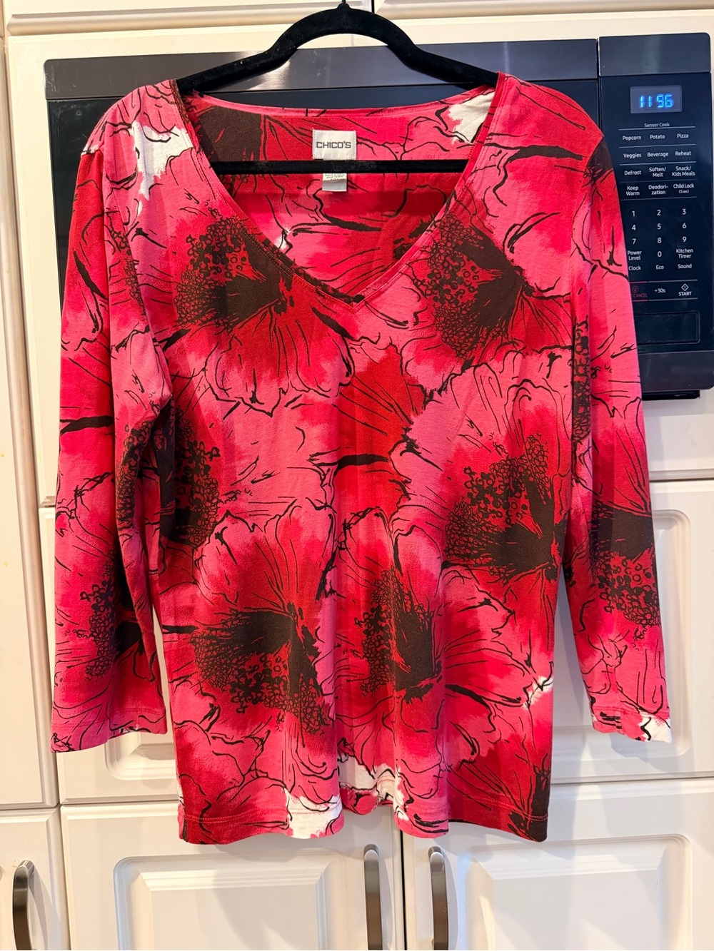 Chico's Fuchsia Floral V-Neck Long Sleeve Top